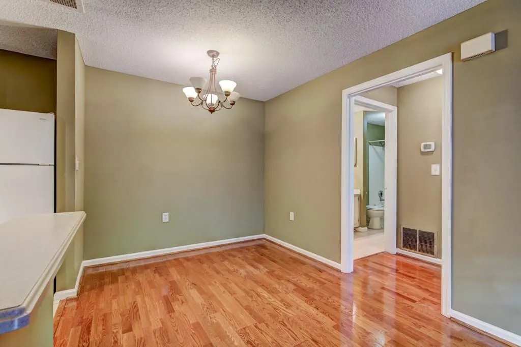 218 Granville Court, Sandy Springs, Georgia 30328, 1 Bedroom Bedrooms, ,1 BathroomBathrooms,Residential,Sold,218 Granville Court,6064787