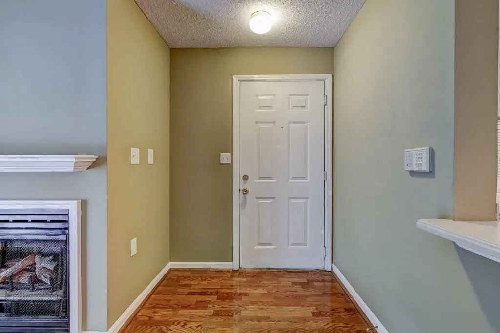 218 Granville Court, Sandy Springs, Georgia 30328, 1 Bedroom Bedrooms, ,1 BathroomBathrooms,Residential,Sold,218 Granville Court,6064787