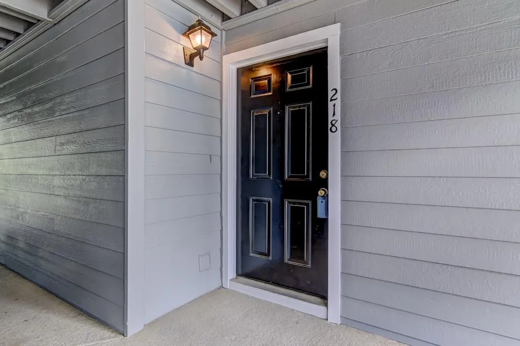 218 Granville Court, Sandy Springs, Georgia 30328, 1 Bedroom Bedrooms, ,1 BathroomBathrooms,Residential,Sold,218 Granville Court,6064787