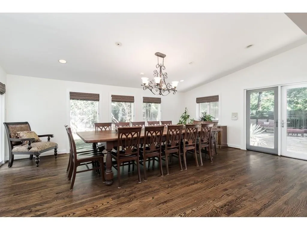 175 Colewood Way, Sandy Springs, Georgia 30328, 5 Bedrooms Bedrooms, ,4 BathroomsBathrooms,Residential,Sold,175 Colewood Way,6512880
