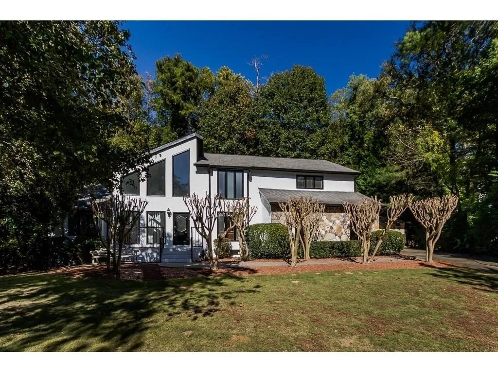 175 Colewood Way, Sandy Springs, Georgia 30328, 5 Bedrooms Bedrooms, ,4 BathroomsBathrooms,Residential,Sold,175 Colewood Way,6512880