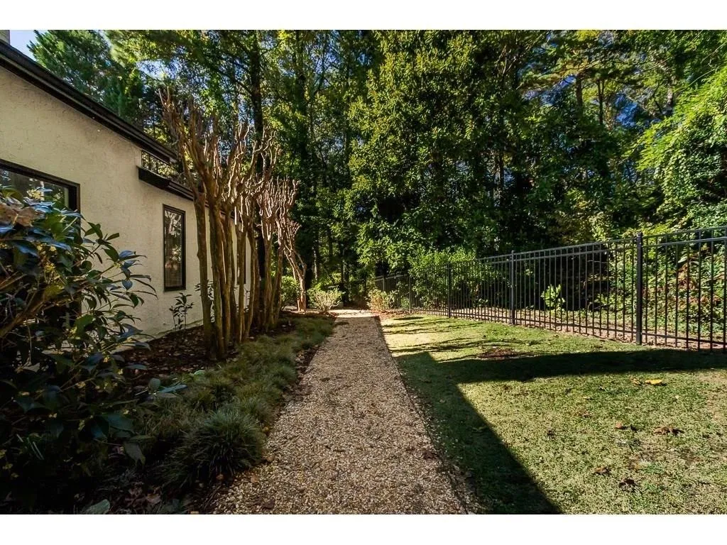 175 Colewood Way, Sandy Springs, Georgia 30328, 5 Bedrooms Bedrooms, ,4 BathroomsBathrooms,Residential,Sold,175 Colewood Way,6512880