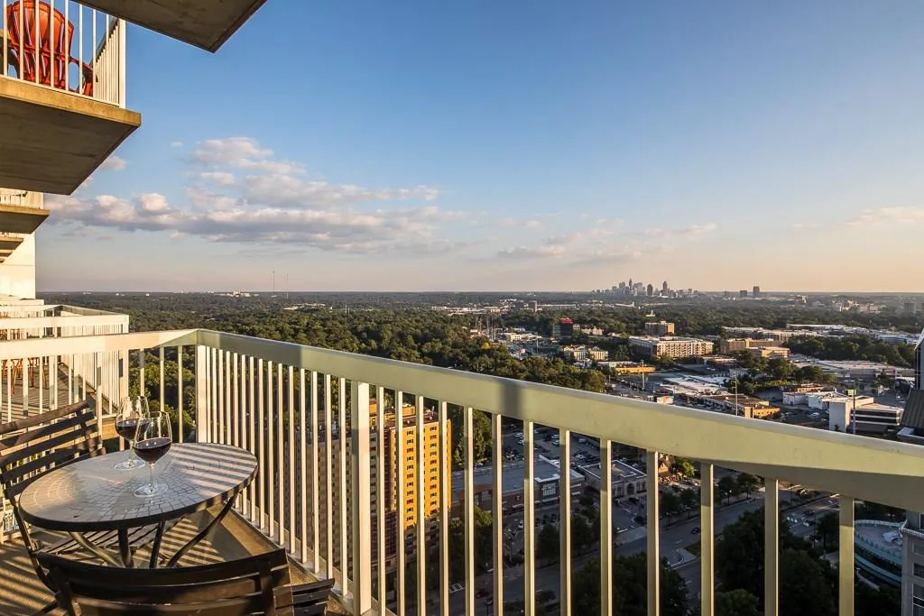 3324 Peachtree Road Ne Unit 2914, Atlanta, Georgia 30326, 2 Bedrooms Bedrooms, ,2 BathroomsBathrooms,Residential,Sold,3324 Peachtree Road Ne Unit 2914,5899043