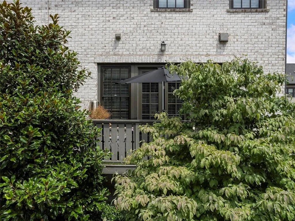 6810 Cadence Boulevard, Sandy Springs, Georgia 30328, 1 Bedroom Bedrooms, ,1 BathroomBathrooms,Residential,Sold,6810 Cadence Boulevard,7416186