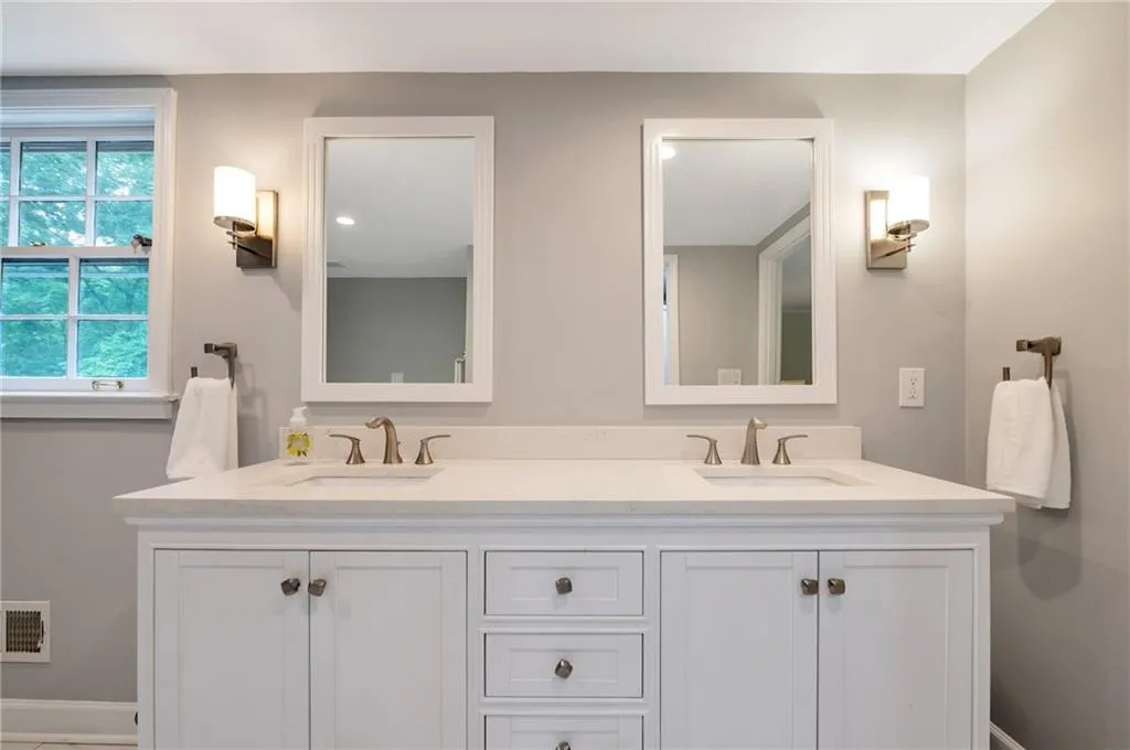 Custom vanity