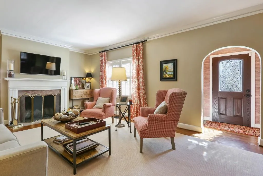 680 Greenview Avenue Ne, Atlanta, Georgia 30305, 4 Bedrooms Bedrooms, ,3 BathroomsBathrooms,Residential,Sold,680 Greenview Avenue Ne,5814451