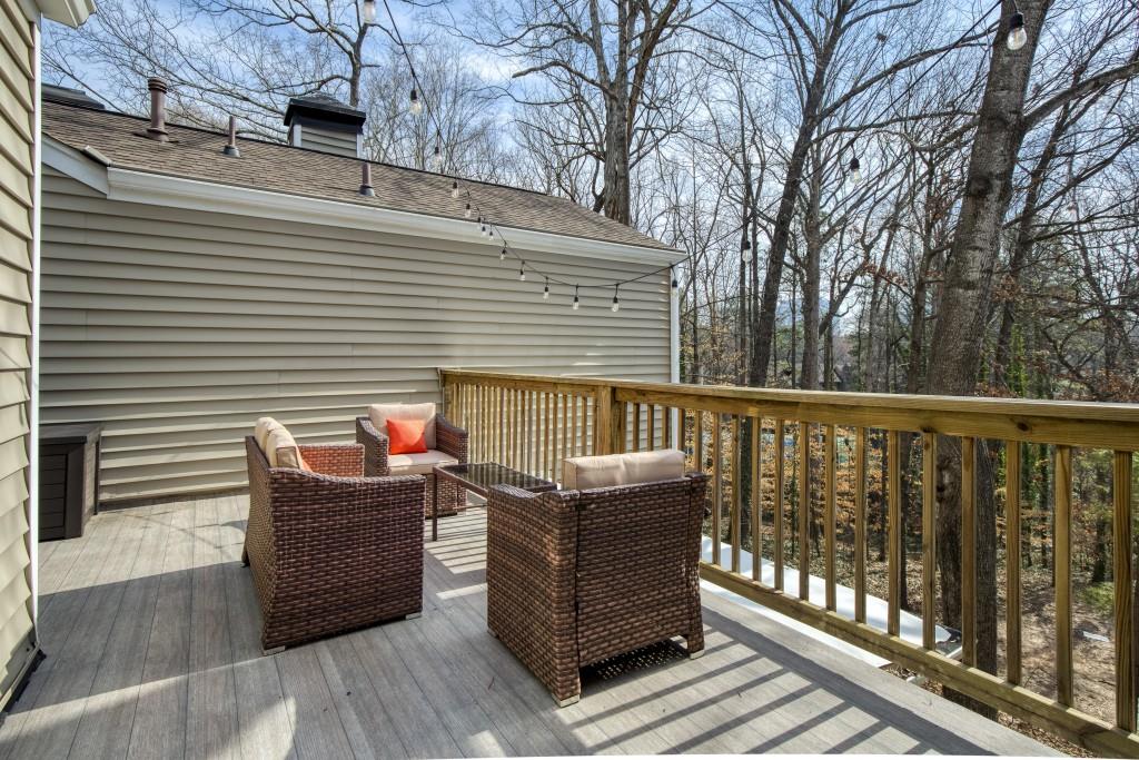 27 Dunwoody Springs Drive, Atlanta, Georgia 30328, 2 Bedrooms Bedrooms, ,2 BathroomsBathrooms,Residential,Sold,27 Dunwoody Springs Drive,7343889