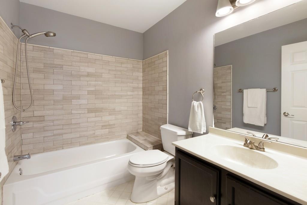 27 Dunwoody Springs Drive, Atlanta, Georgia 30328, 2 Bedrooms Bedrooms, ,2 BathroomsBathrooms,Residential,Sold,27 Dunwoody Springs Drive,7343889