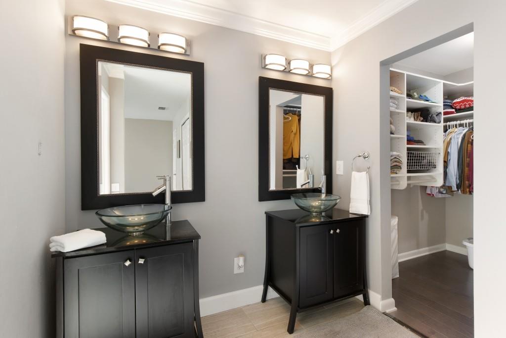 27 Dunwoody Springs Drive, Atlanta, Georgia 30328, 2 Bedrooms Bedrooms, ,2 BathroomsBathrooms,Residential,Sold,27 Dunwoody Springs Drive,7343889