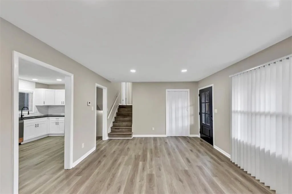 847 Magna Carta Drive Nw, Atlanta, Georgia 30318, 5 Bedrooms Bedrooms, ,3 BathroomsBathrooms,Residential,For Sale,847 Magna Carta Drive Nw,7601567
