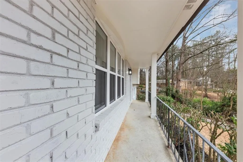 847 Magna Carta Drive Nw, Atlanta, Georgia 30318, 5 Bedrooms Bedrooms, ,3 BathroomsBathrooms,Residential,For Sale,847 Magna Carta Drive Nw,7601567