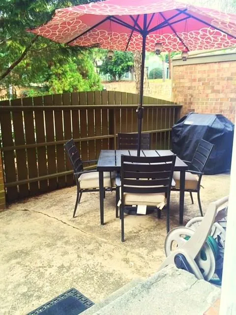6980 Roswell Road Ne Unit A6, Atlanta, Georgia 30328, 3 Bedrooms Bedrooms, ,2 BathroomsBathrooms,Residential,Sold,6980 Roswell Road Ne Unit A6,5652057
