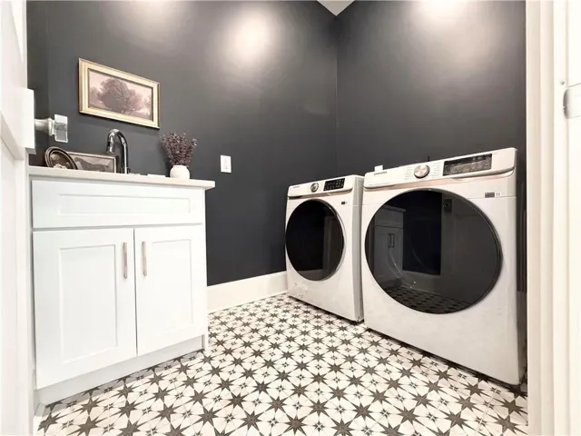 1170