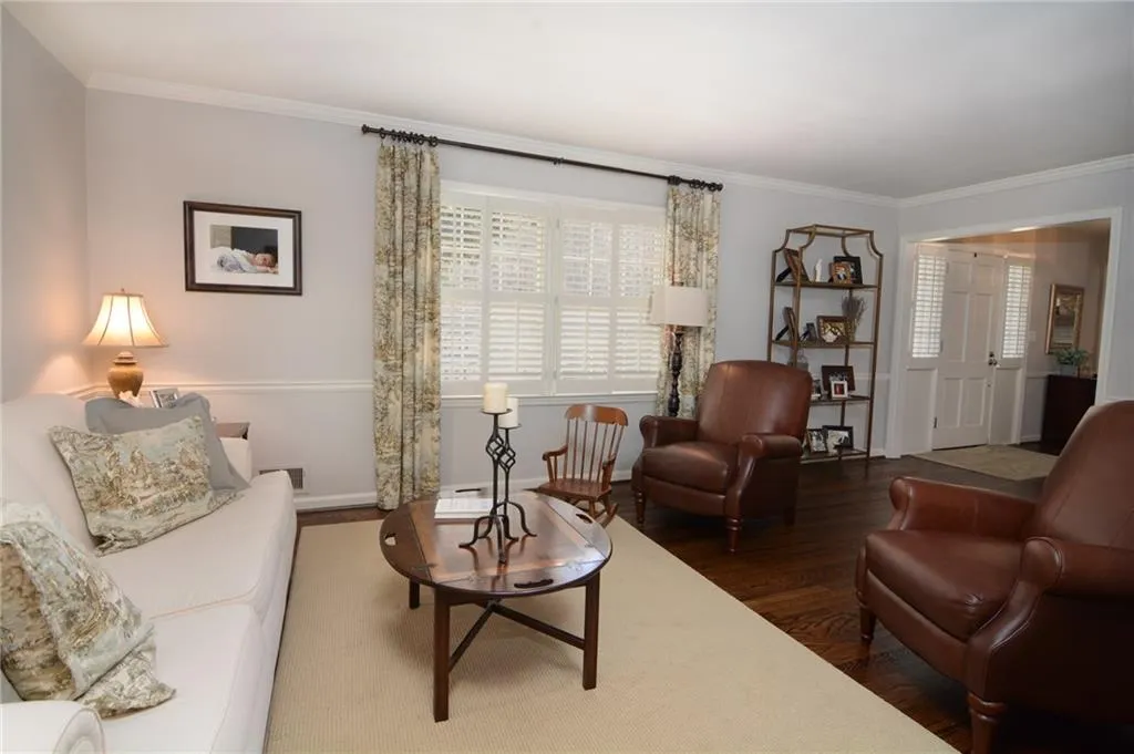 6780 River Springs Lane, Atlanta, Georgia 30328, 5 Bedrooms Bedrooms, ,3 BathroomsBathrooms,Residential,Sold,6780 River Springs Lane,5981363