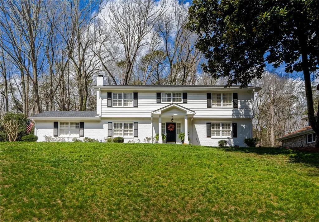 6780 River Springs Lane, Atlanta, Georgia 30328, 5 Bedrooms Bedrooms, ,3 BathroomsBathrooms,Residential,Sold,6780 River Springs Lane,5981363