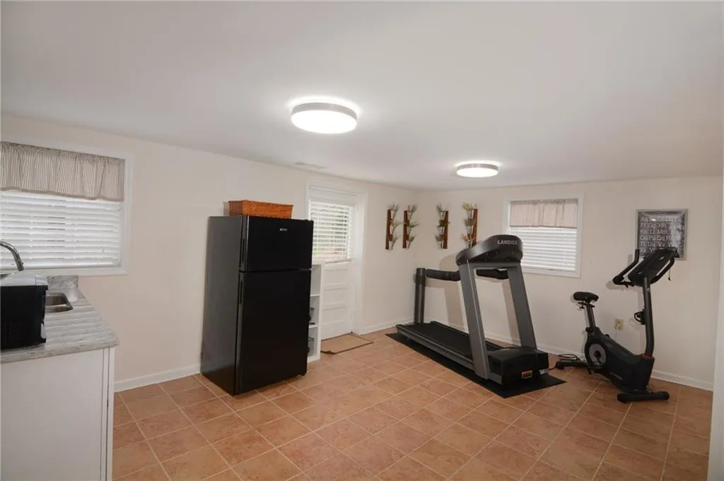 6780 River Springs Lane, Atlanta, Georgia 30328, 5 Bedrooms Bedrooms, ,3 BathroomsBathrooms,Residential,Sold,6780 River Springs Lane,5981363