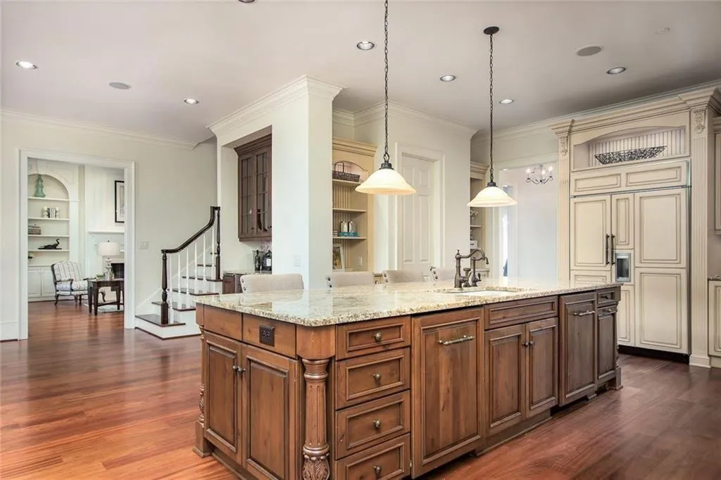 980 Fenimore Circle, Sandy Springs, Georgia 30350, 5 Bedrooms Bedrooms, ,6 BathroomsBathrooms,Residential,Sold,980 Fenimore Circle,7025972