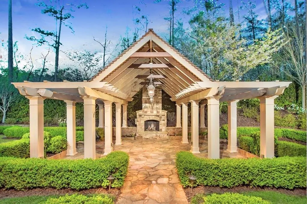 980 Fenimore Circle, Sandy Springs, Georgia 30350, 5 Bedrooms Bedrooms, ,6 BathroomsBathrooms,Residential,Sold,980 Fenimore Circle,7025972