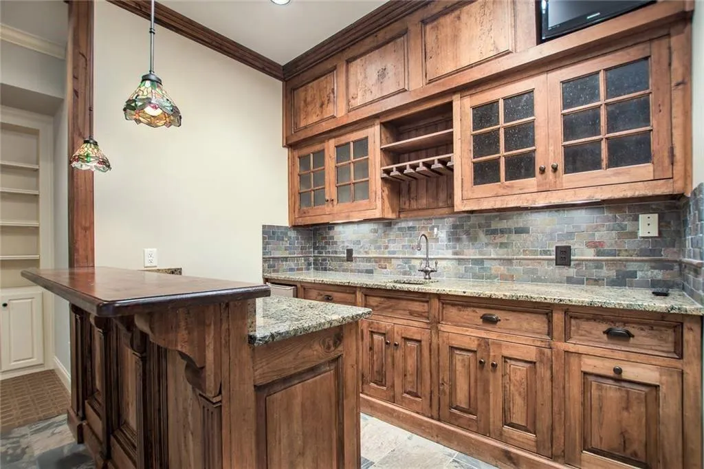 980 Fenimore Circle, Sandy Springs, Georgia 30350, 5 Bedrooms Bedrooms, ,6 BathroomsBathrooms,Residential,Sold,980 Fenimore Circle,7025972