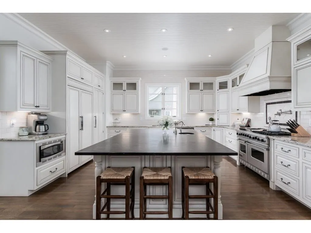 195 Worth Drive, Atlanta, Georgia 30327, 6 Bedrooms Bedrooms, ,5 BathroomsBathrooms,Residential,Sold,195 Worth Drive,6642518