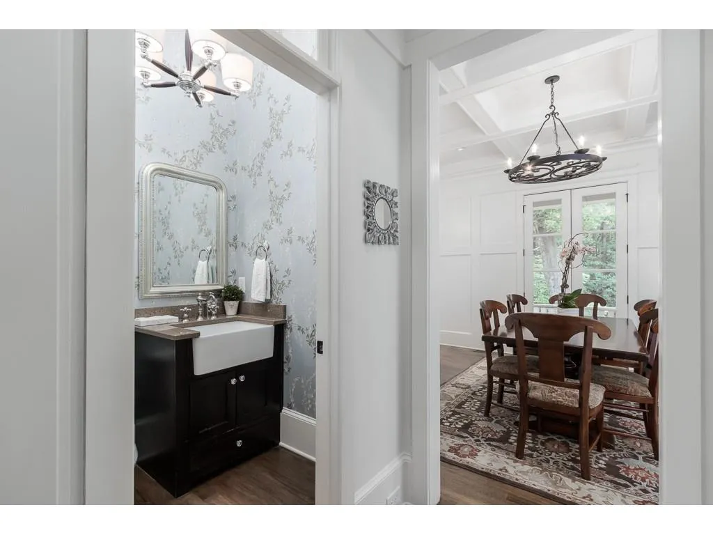 195 Worth Drive, Atlanta, Georgia 30327, 6 Bedrooms Bedrooms, ,5 BathroomsBathrooms,Residential,Sold,195 Worth Drive,6642518