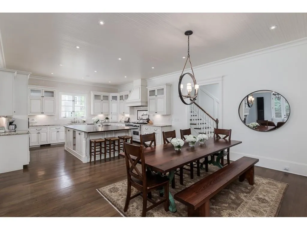 195 Worth Drive, Atlanta, Georgia 30327, 6 Bedrooms Bedrooms, ,5 BathroomsBathrooms,Residential,Sold,195 Worth Drive,6642518