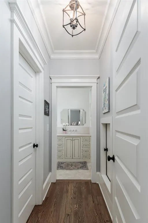 195 Worth Drive, Atlanta, Georgia 30327, 6 Bedrooms Bedrooms, ,5 BathroomsBathrooms,Residential,Sold,195 Worth Drive,6642518