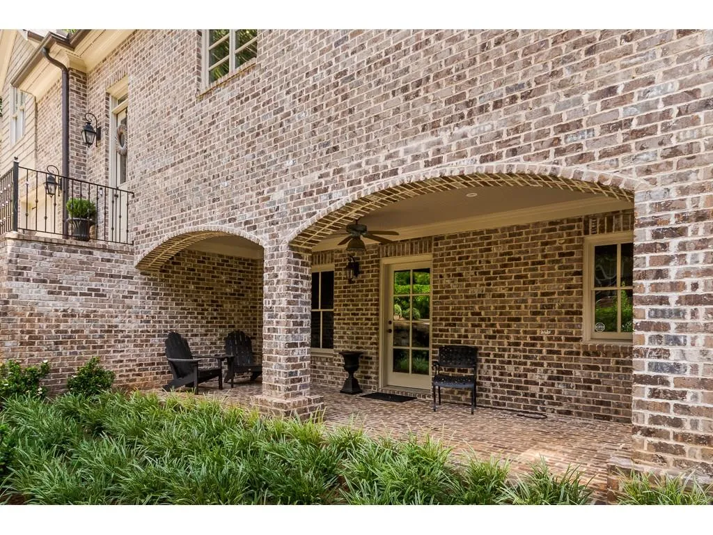 195 Worth Drive, Atlanta, Georgia 30327, 6 Bedrooms Bedrooms, ,5 BathroomsBathrooms,Residential,Sold,195 Worth Drive,6642518