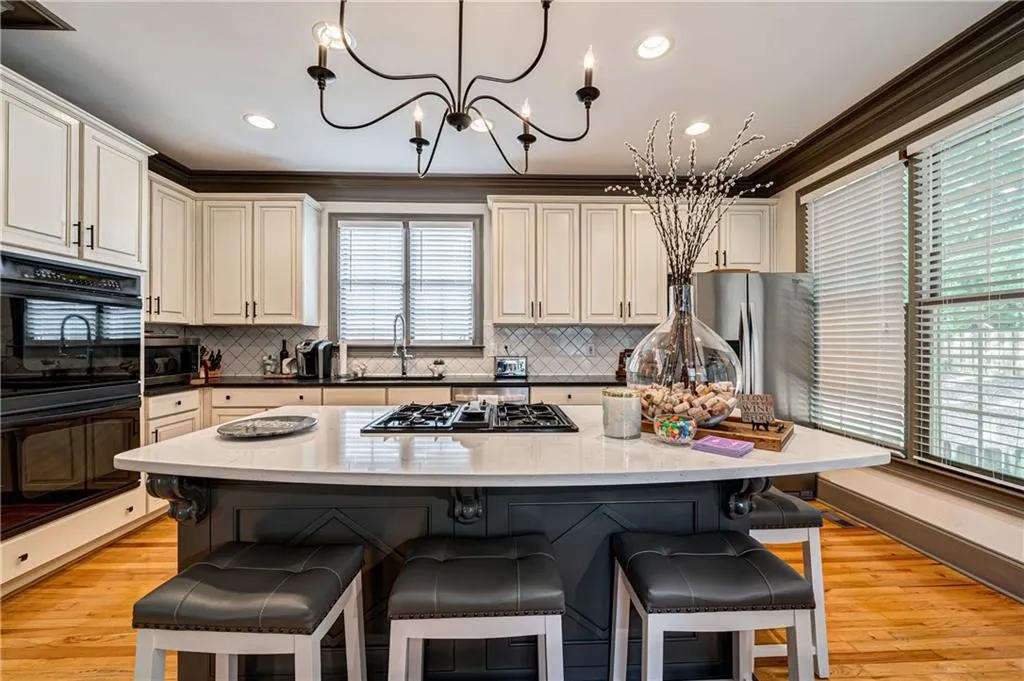 996 Pitts Road Unit H, Atlanta, Georgia 30350, 4 Bedrooms Bedrooms, ,5 BathroomsBathrooms,Residential,Sold,996 Pitts Road Unit H,6764211
