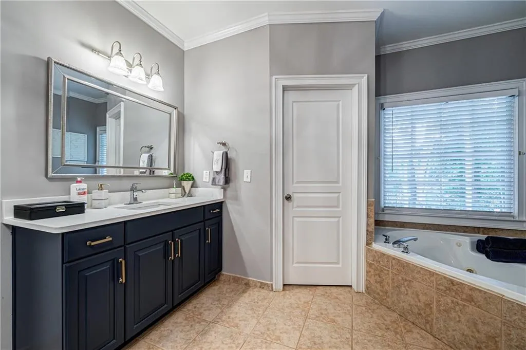 996 Pitts Road Unit H, Atlanta, Georgia 30350, 4 Bedrooms Bedrooms, ,5 BathroomsBathrooms,Residential,Sold,996 Pitts Road Unit H,6764211