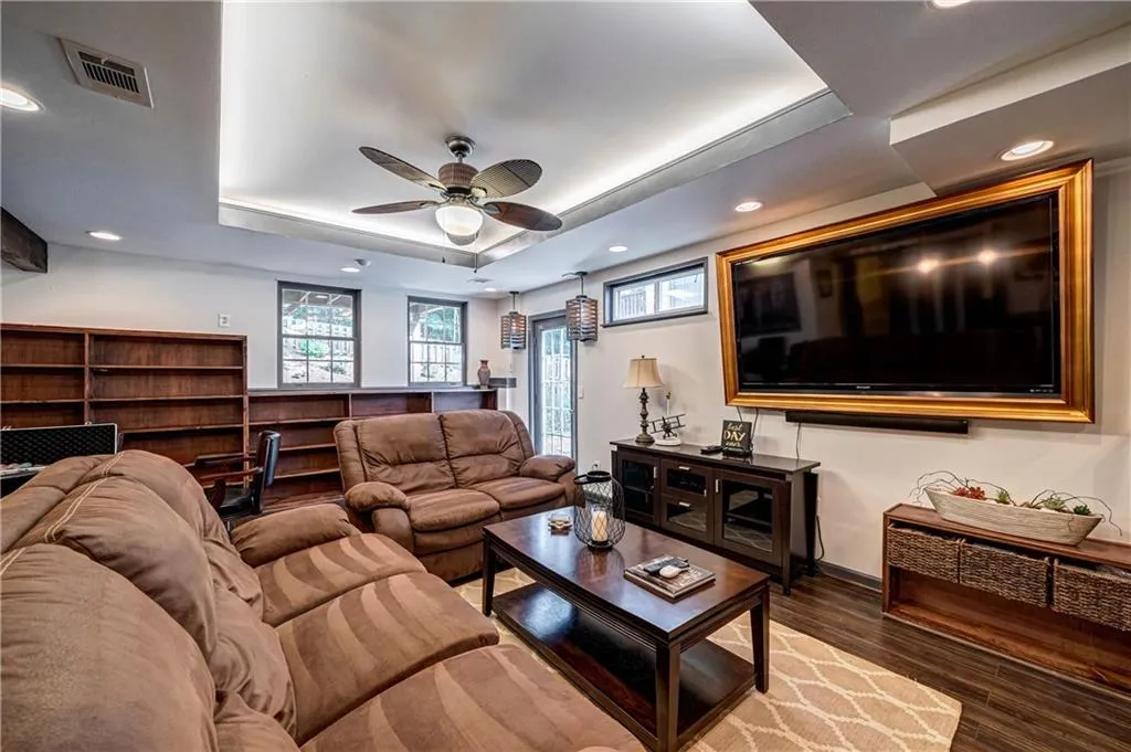 996 Pitts Road Unit H, Atlanta, Georgia 30350, 4 Bedrooms Bedrooms, ,5 BathroomsBathrooms,Residential,Sold,996 Pitts Road Unit H,6764211
