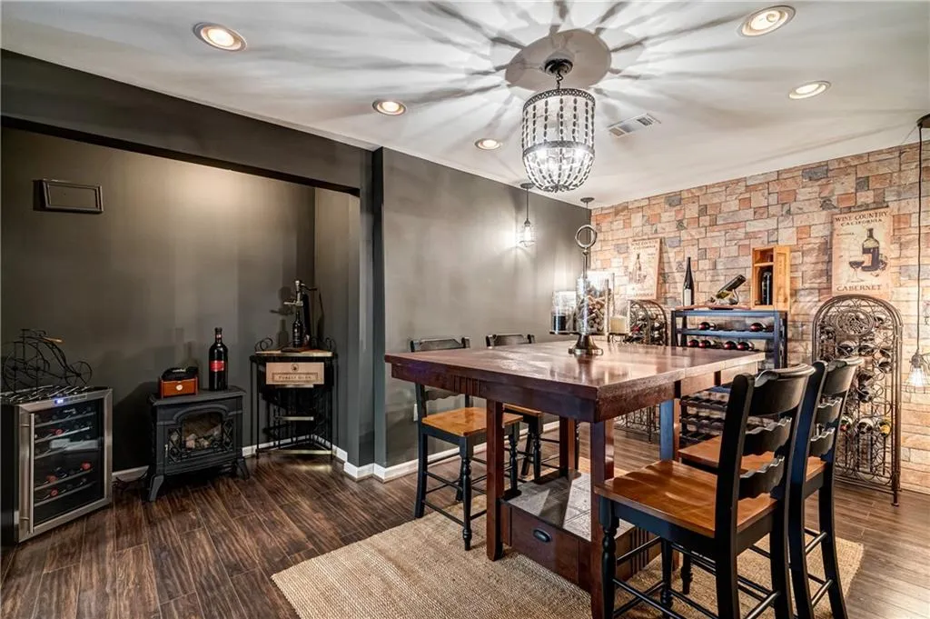 996 Pitts Road Unit H, Atlanta, Georgia 30350, 4 Bedrooms Bedrooms, ,5 BathroomsBathrooms,Residential,Sold,996 Pitts Road Unit H,6764211
