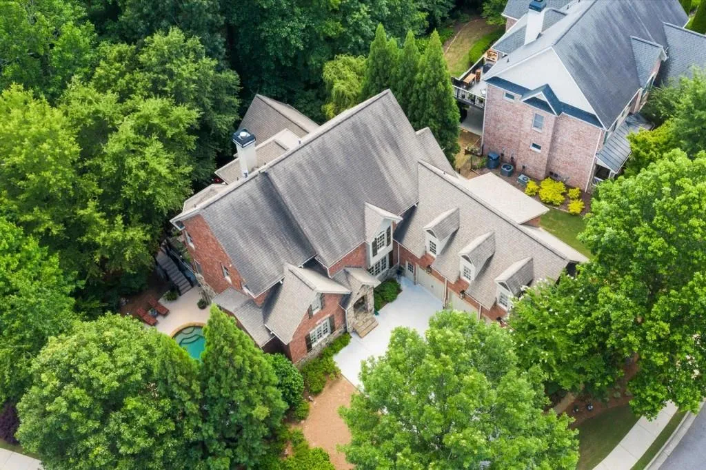 7720 Marsh Court, Sandy Springs, Georgia 30328, 6 Bedrooms Bedrooms, ,7 BathroomsBathrooms,Residential,Sold,7720 Marsh Court,6905553