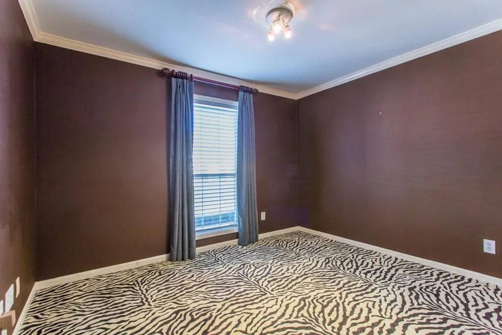 5375 Roswell Road Unit C6, Sandy Springs, Georgia 30342, 2 Bedrooms Bedrooms, ,1 BathroomBathrooms,Residential,Sold,5375 Roswell Road Unit C6,5964697