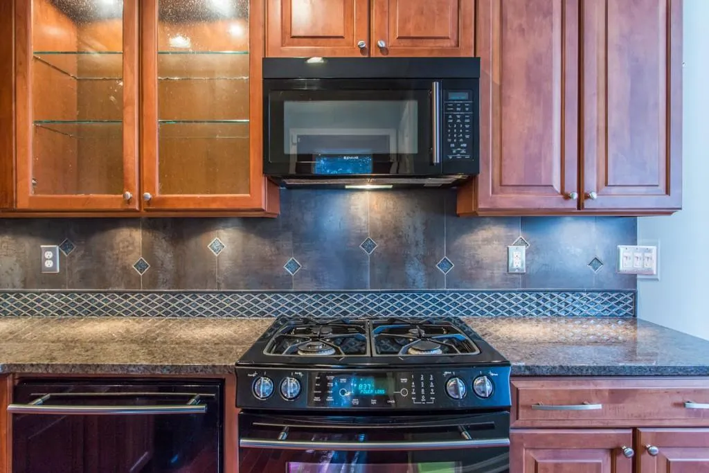 5375 Roswell Road Unit C6, Sandy Springs, Georgia 30342, 2 Bedrooms Bedrooms, ,1 BathroomBathrooms,Residential,Sold,5375 Roswell Road Unit C6,5964697