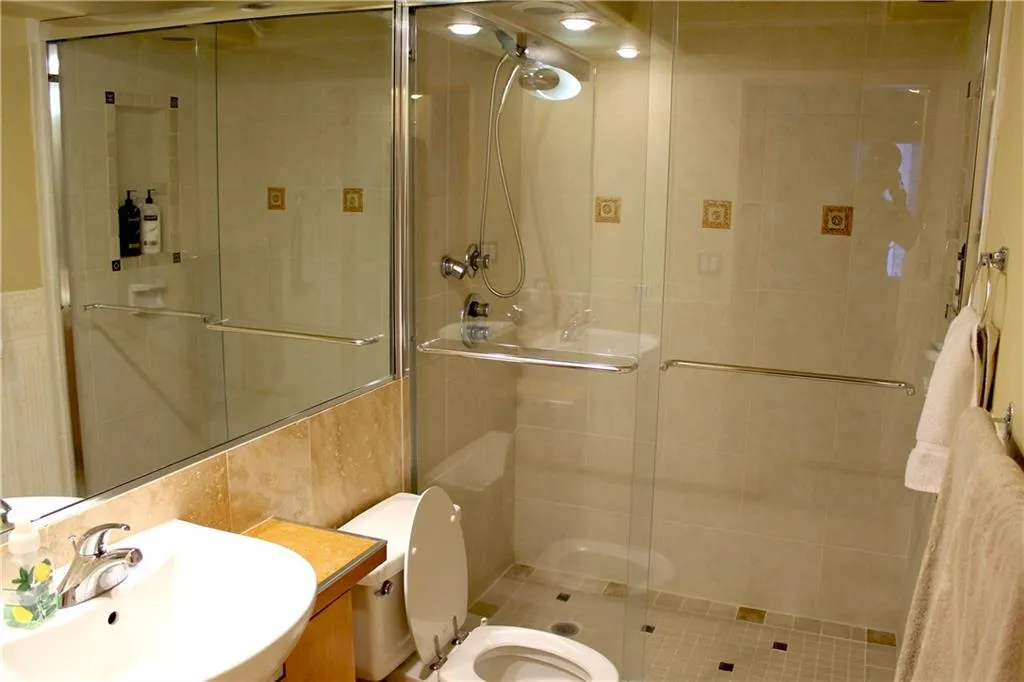 795 Hammond Drive Unit 403, Atlanta, Georgia 30328, 1 Bedroom Bedrooms, ,1 BathroomBathrooms,Residential,Sold,795 Hammond Drive Unit 403,5887738