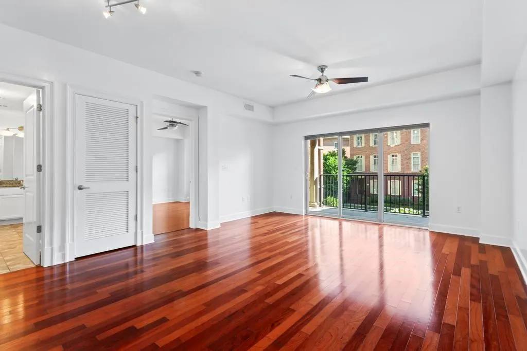 200 River Vista Drive Unit 309, Atlanta, Georgia 30339, 1 Bedroom Bedrooms, ,1 BathroomBathrooms,Residential,Sold,200 River Vista Drive Unit 309,7411110
