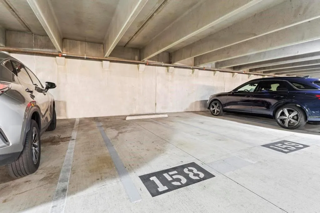 200 River Vista Drive Unit 309, Atlanta, Georgia 30339, 1 Bedroom Bedrooms, ,1 BathroomBathrooms,Residential,Sold,200 River Vista Drive Unit 309,7411110