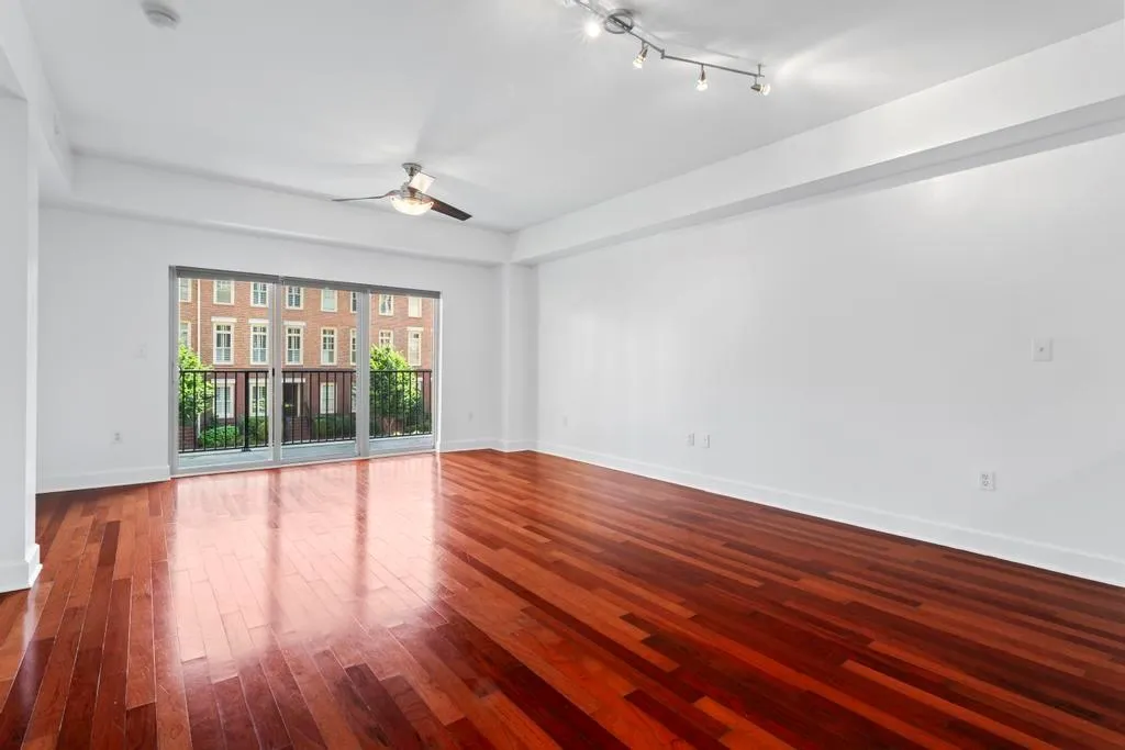 200 River Vista Drive Unit 309, Atlanta, Georgia 30339, 1 Bedroom Bedrooms, ,1 BathroomBathrooms,Residential,Sold,200 River Vista Drive Unit 309,7411110