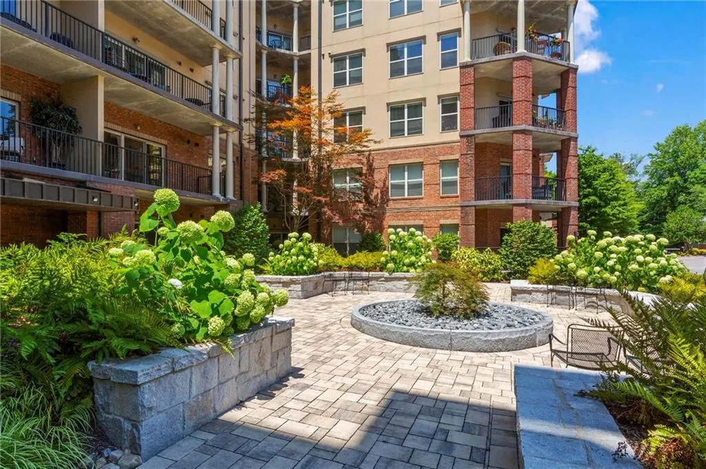 200 River Vista Drive Unit 309, Atlanta, Georgia 30339, 1 Bedroom Bedrooms, ,1 BathroomBathrooms,Residential,Sold,200 River Vista Drive Unit 309,7411110