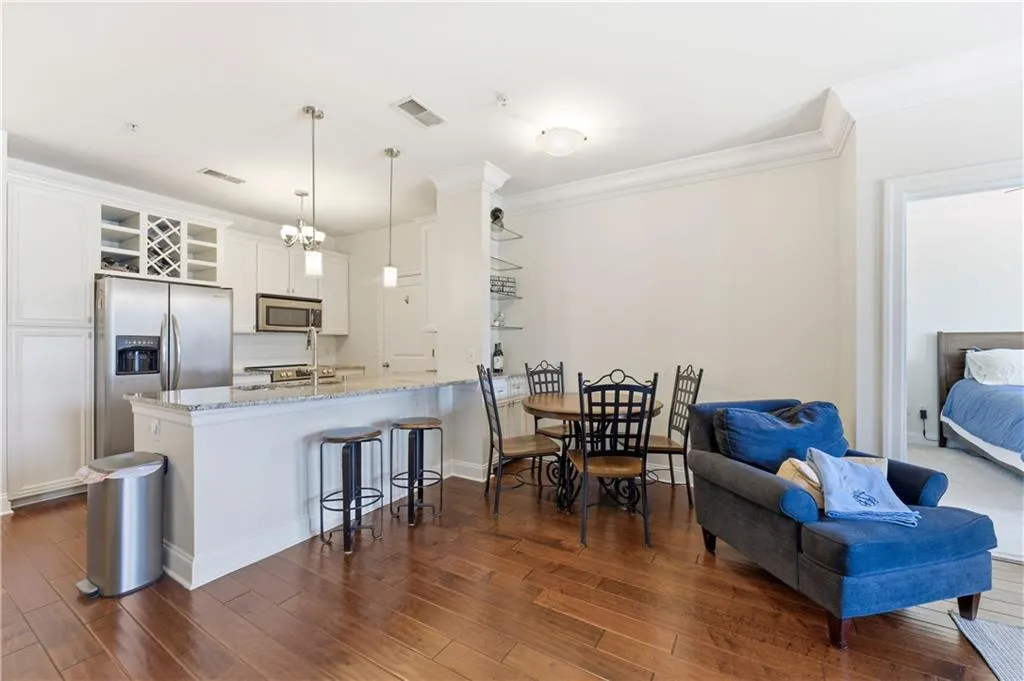 901 Abernathy Road Ne Unit 2190, Atlanta, Georgia 30328, 2 Bedrooms Bedrooms, ,2 BathroomsBathrooms,Residential,For Sale,901 Abernathy Road Ne Unit 2190,7735751