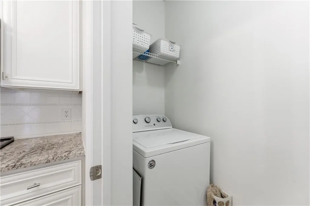 901 Abernathy Road Ne Unit 2190, Atlanta, Georgia 30328, 2 Bedrooms Bedrooms, ,2 BathroomsBathrooms,Residential,For Sale,901 Abernathy Road Ne Unit 2190,7735751