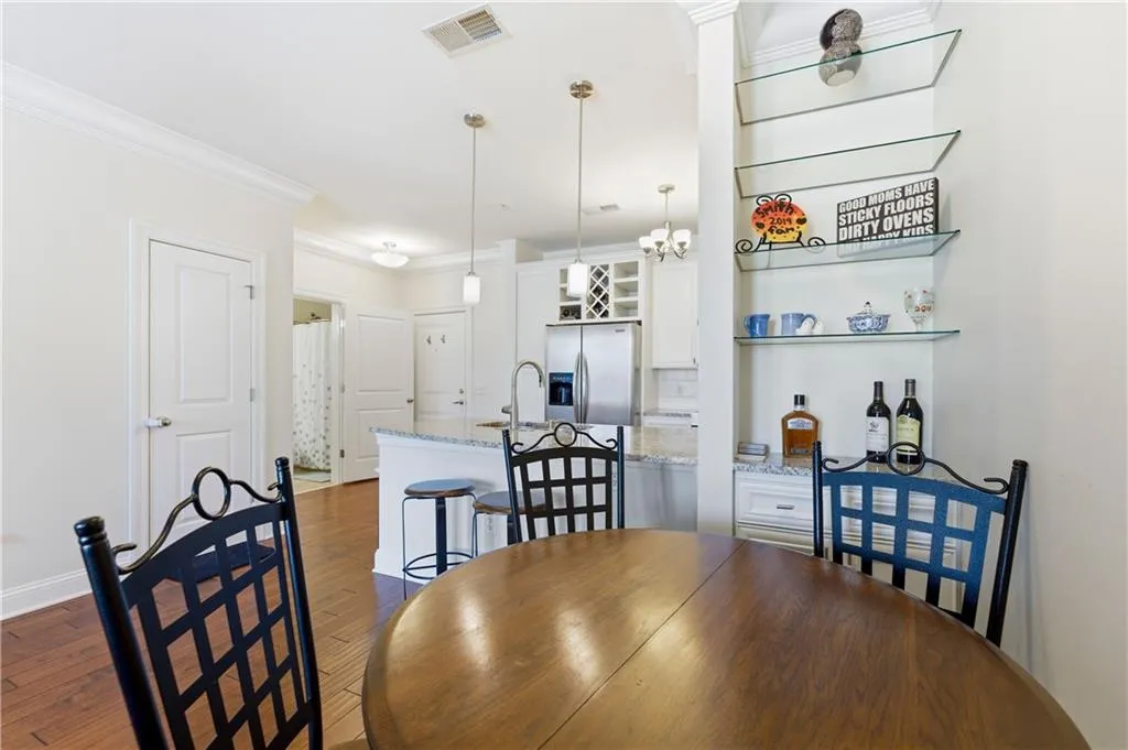 901 Abernathy Road Ne Unit 2190, Atlanta, Georgia 30328, 2 Bedrooms Bedrooms, ,2 BathroomsBathrooms,Residential,For Sale,901 Abernathy Road Ne Unit 2190,7735751