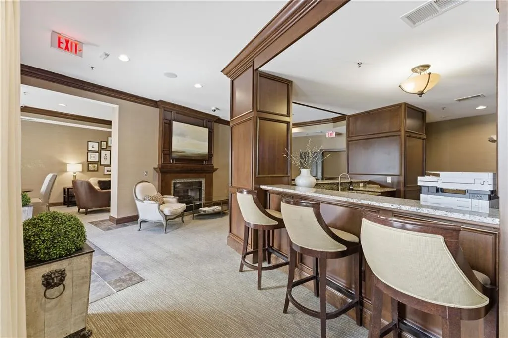 901 Abernathy Road Ne Unit 2190, Atlanta, Georgia 30328, 2 Bedrooms Bedrooms, ,2 BathroomsBathrooms,Residential,For Sale,901 Abernathy Road Ne Unit 2190,7735751