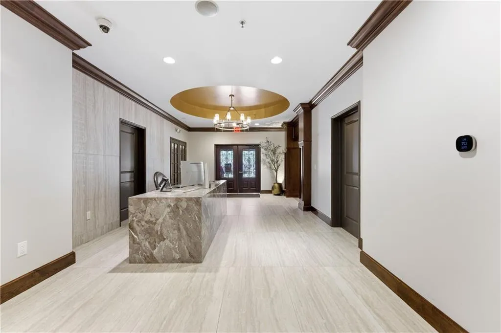 901 Abernathy Road Ne Unit 2190, Atlanta, Georgia 30328, 2 Bedrooms Bedrooms, ,2 BathroomsBathrooms,Residential,For Sale,901 Abernathy Road Ne Unit 2190,7735751