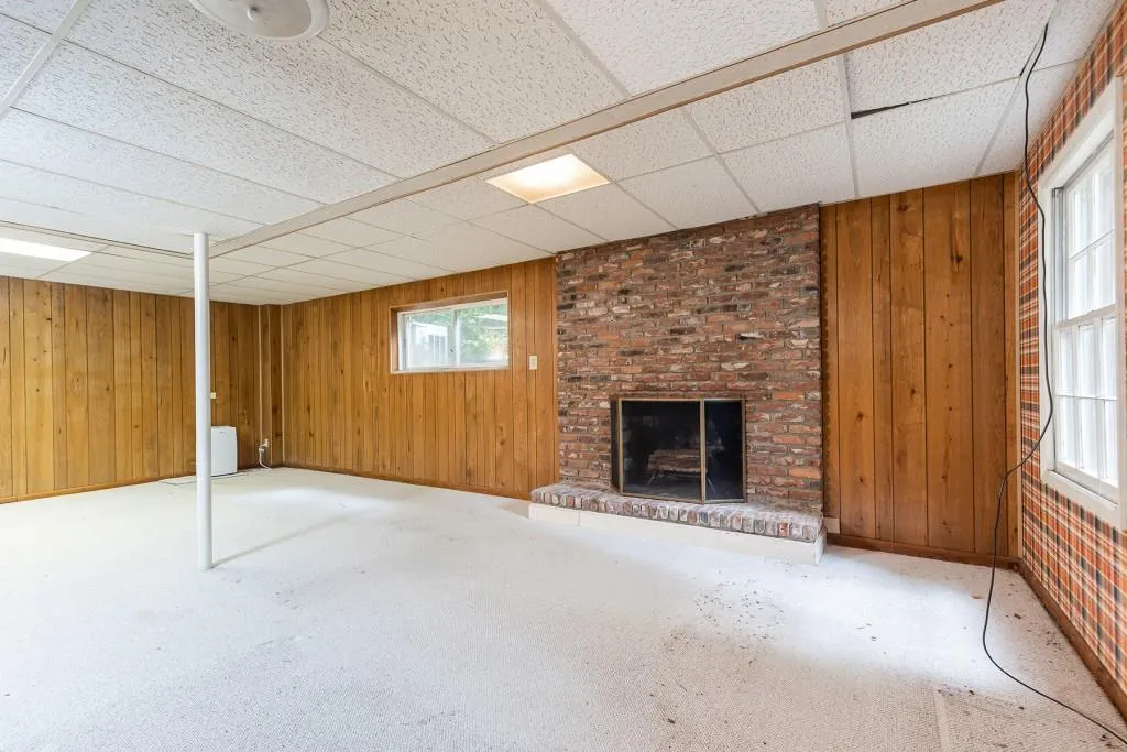 6395 Colewood Court, Sandy Springs, Georgia 30328, 4 Bedrooms Bedrooms, ,2 BathroomsBathrooms,Residential,Sold,6395 Colewood Court,7103114