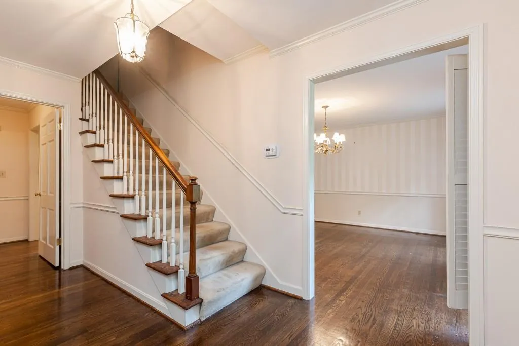 6395 Colewood Court, Sandy Springs, Georgia 30328, 4 Bedrooms Bedrooms, ,2 BathroomsBathrooms,Residential,Sold,6395 Colewood Court,7103114