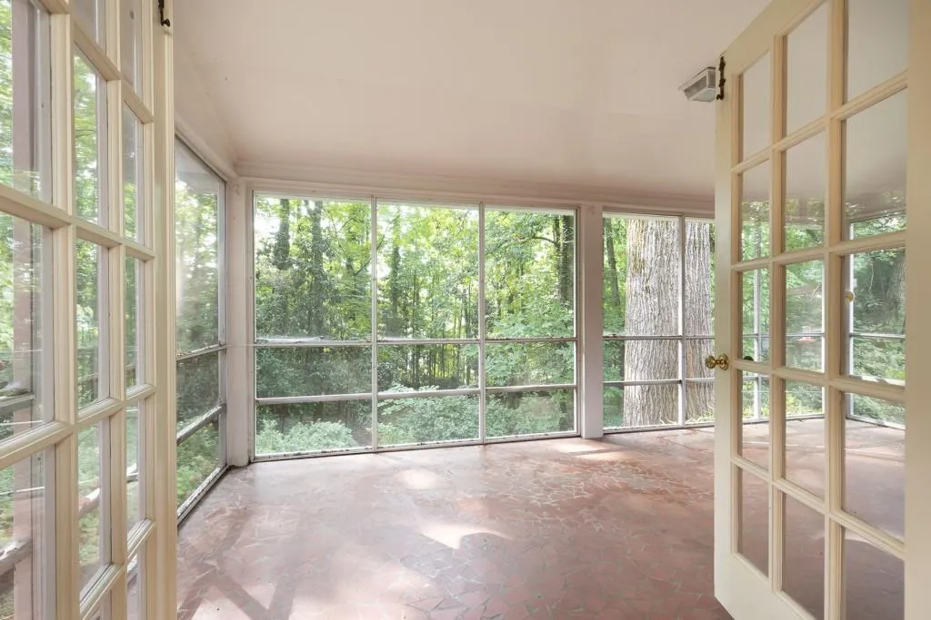 6395 Colewood Court, Sandy Springs, Georgia 30328, 4 Bedrooms Bedrooms, ,2 BathroomsBathrooms,Residential,Sold,6395 Colewood Court,7103114