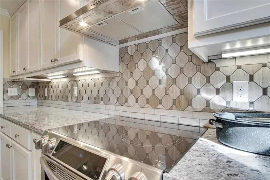 92 Forrest Place Unit 92, Sandy Springs, Georgia 30328, 4 Bedrooms Bedrooms, ,3 BathroomsBathrooms,Residential,Sold,92 Forrest Place Unit 92,6707171