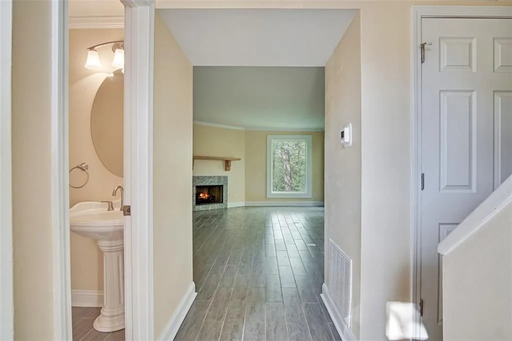 92 Forrest Place Unit 92, Sandy Springs, Georgia 30328, 4 Bedrooms Bedrooms, ,3 BathroomsBathrooms,Residential,Sold,92 Forrest Place Unit 92,6707171